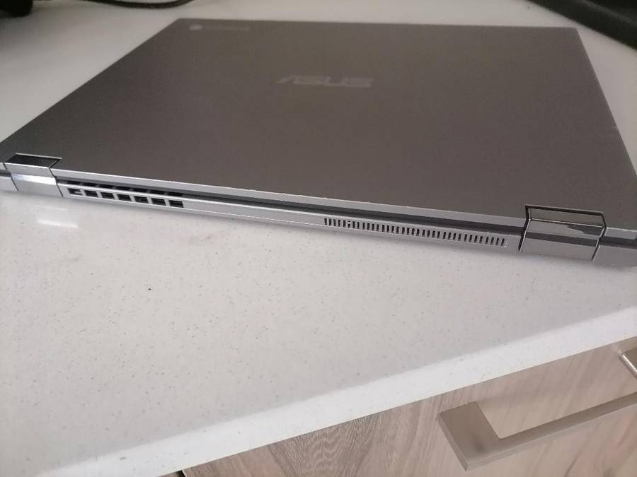 *LAPTOP CLEARANCE**ASUS CHROMEBOOK i3 FLIP LAPTOP*