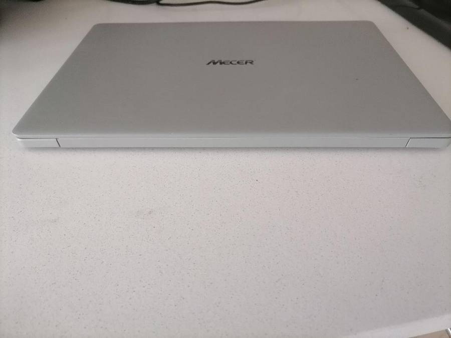 *LAPTOP CLEARANCE**MECER LAPTOP*NOT POWERING ON*