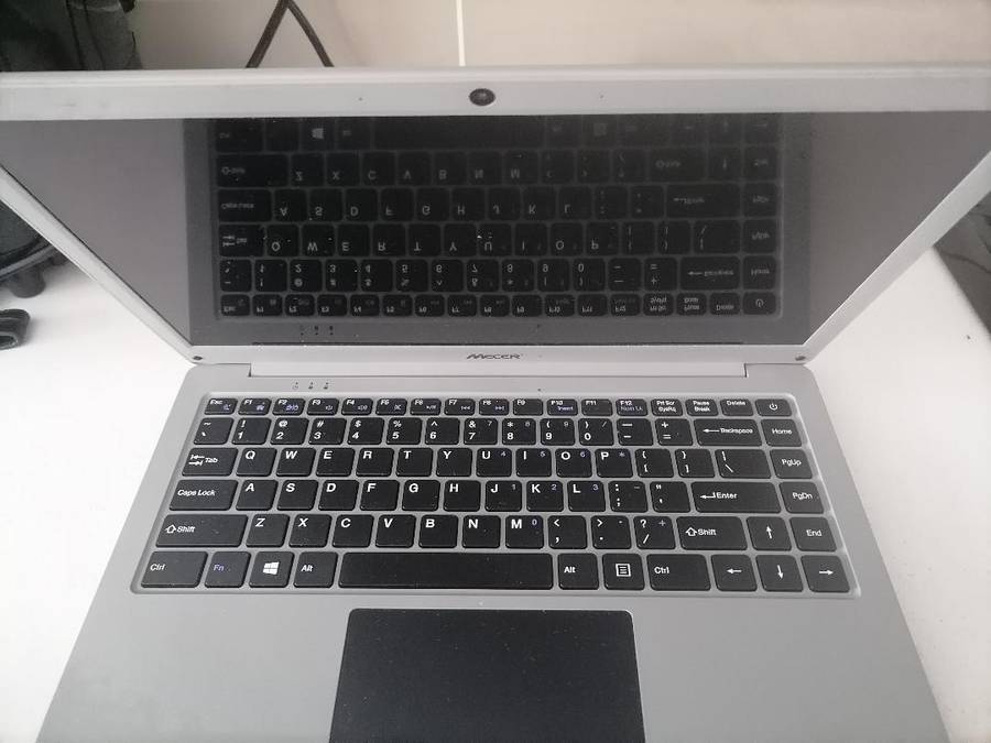 *LAPTOP CLEARANCE**MECER LAPTOP*NOT POWERING ON*