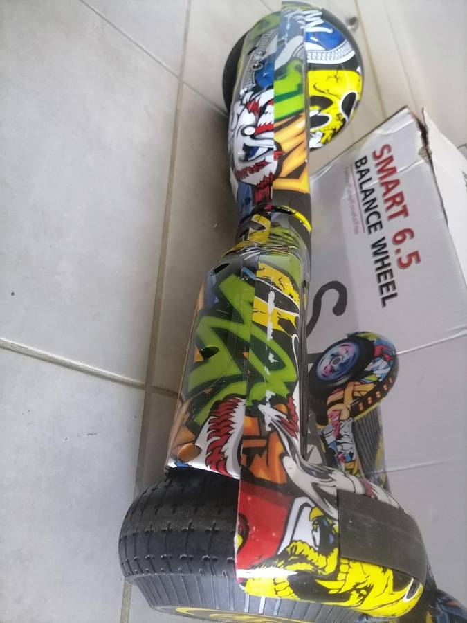 Smart 6.5 inch Balance Board with LED Lights and BT Speaker