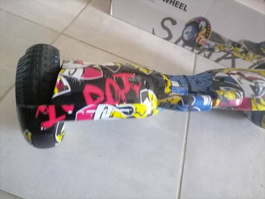 Smart 6.5 inch Balance Board with LED Lights and BT Speaker