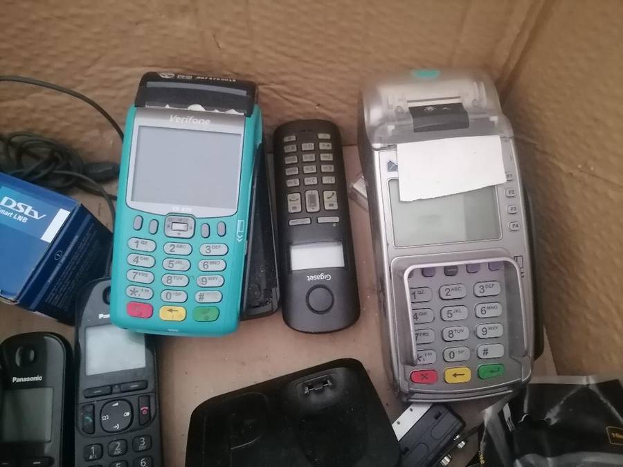 BULK LOT OF ELECTRONICS*COMPANY LIQUIDATION*