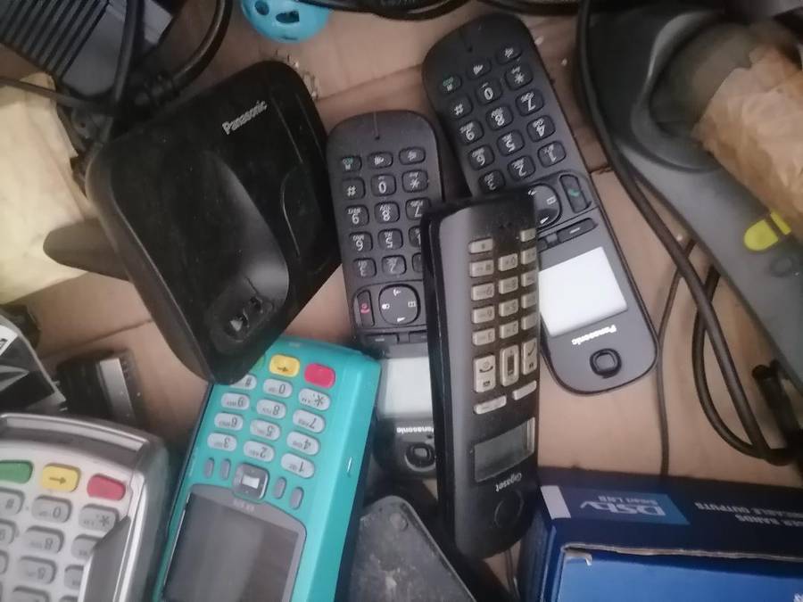 BULK LOT OF ELECTRONICS*COMPANY LIQUIDATION*
