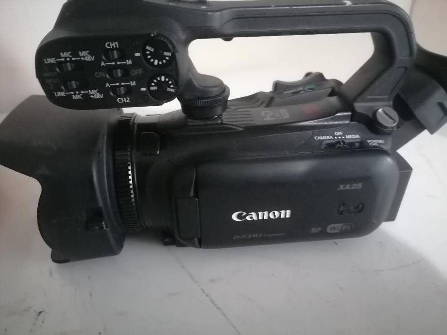 CANNON XA25 PROFESSIONAL HD CAMCORDER