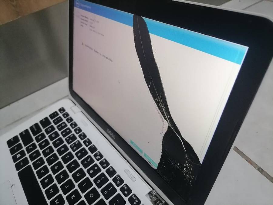 DELL INSPIRON P24T NOTEBOOK