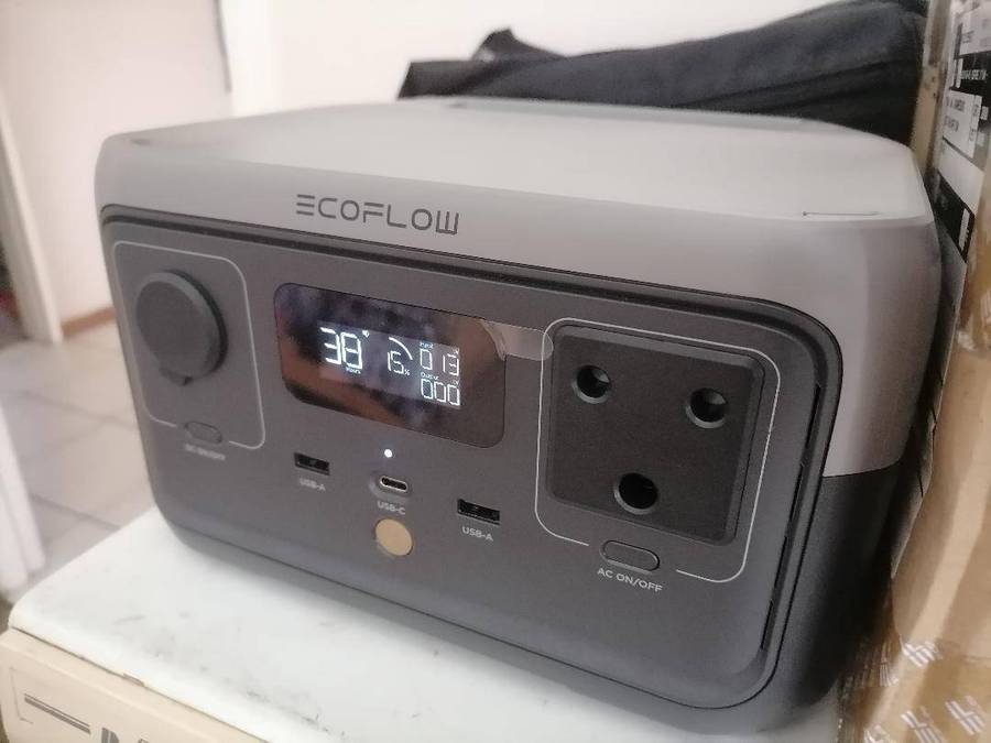 EcoFlow RIVER 2 230 Portable Power Station