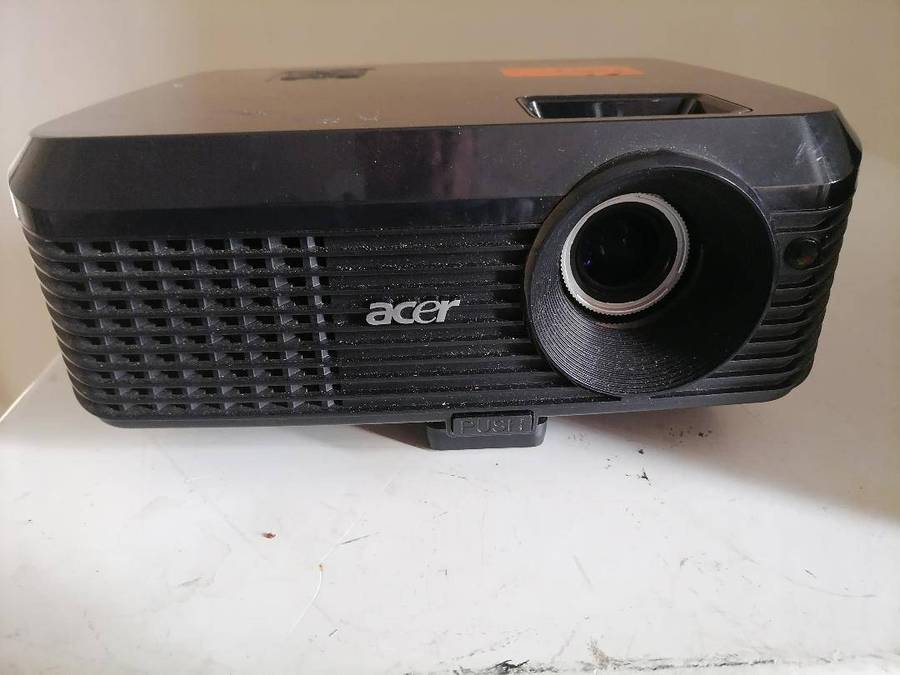 ACER X1130P DLP PROJECTOR