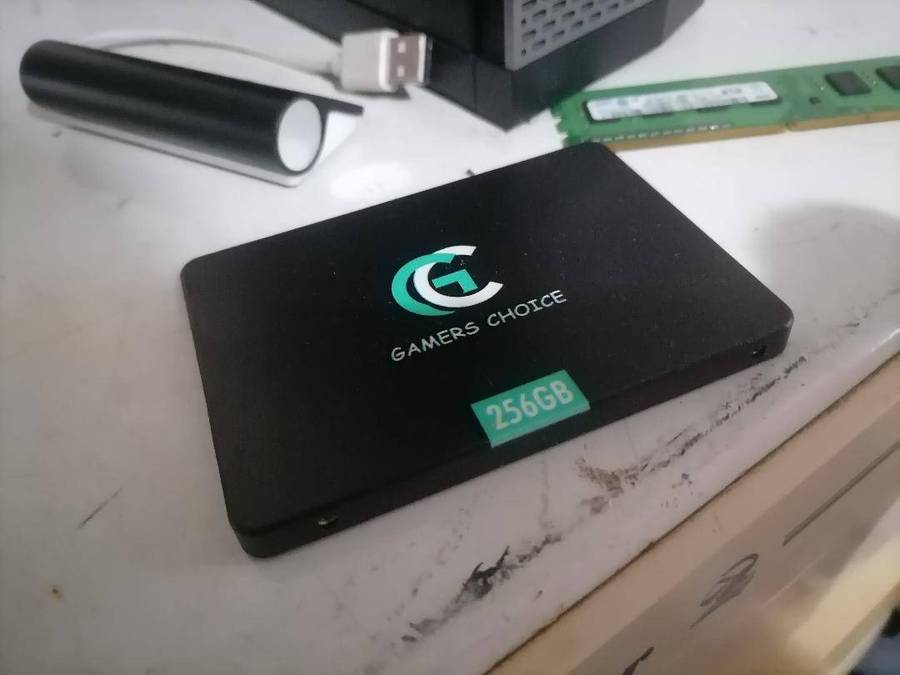 i5 DELL OPTIPLEX 7010 MIDI PC, INCL 256GB SSD*8GB RAM*NOT POWERING ON