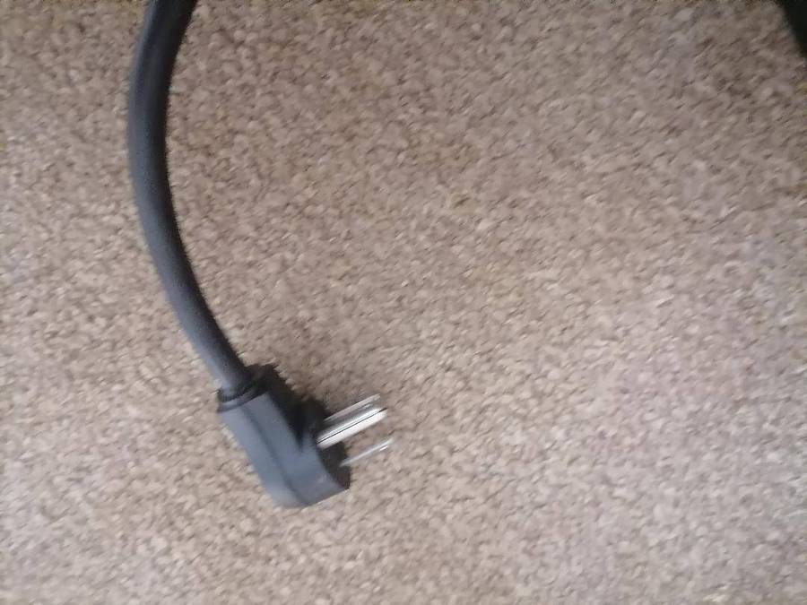 APC Backup UPS 650VA 230V with 7Ah Battery (UK Plugs)