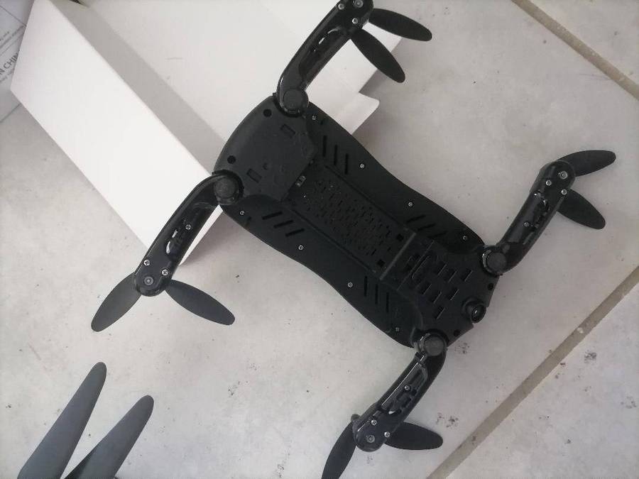 LOT OF 2 X DRONES*ONE BID FOR BOTH*