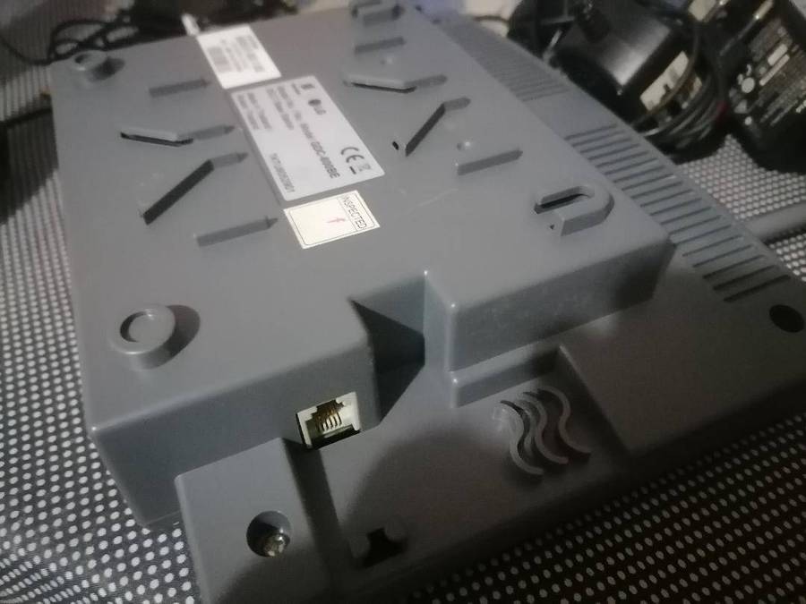 Lot of 4 x LG Ericsson GDC 450H Robust Dect Handset with base station