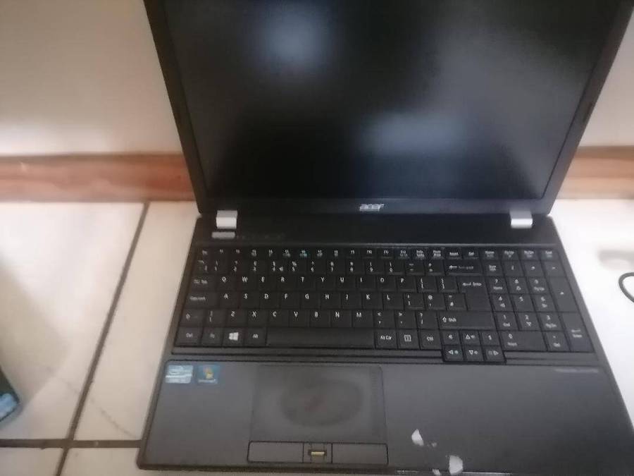 lot of 2 x laptops( i5 Dell  Latitude E6430+i3 Acer Travelmate 5760)