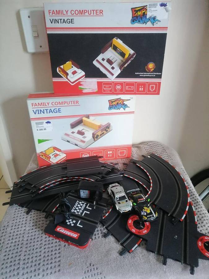 Lot of untested TV games, scale electric cars etc.