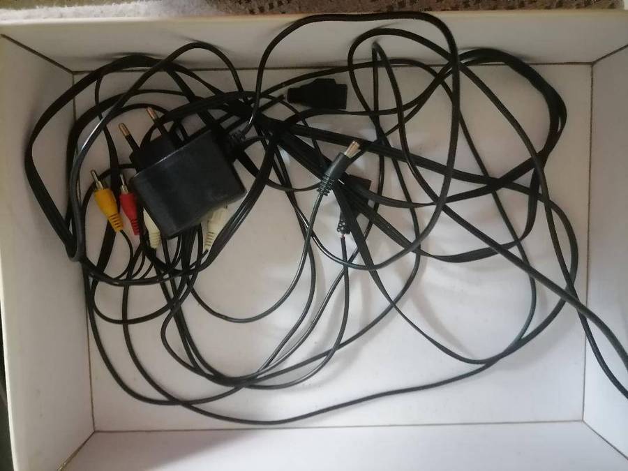 Lot of untested TV games, scale electric cars etc.