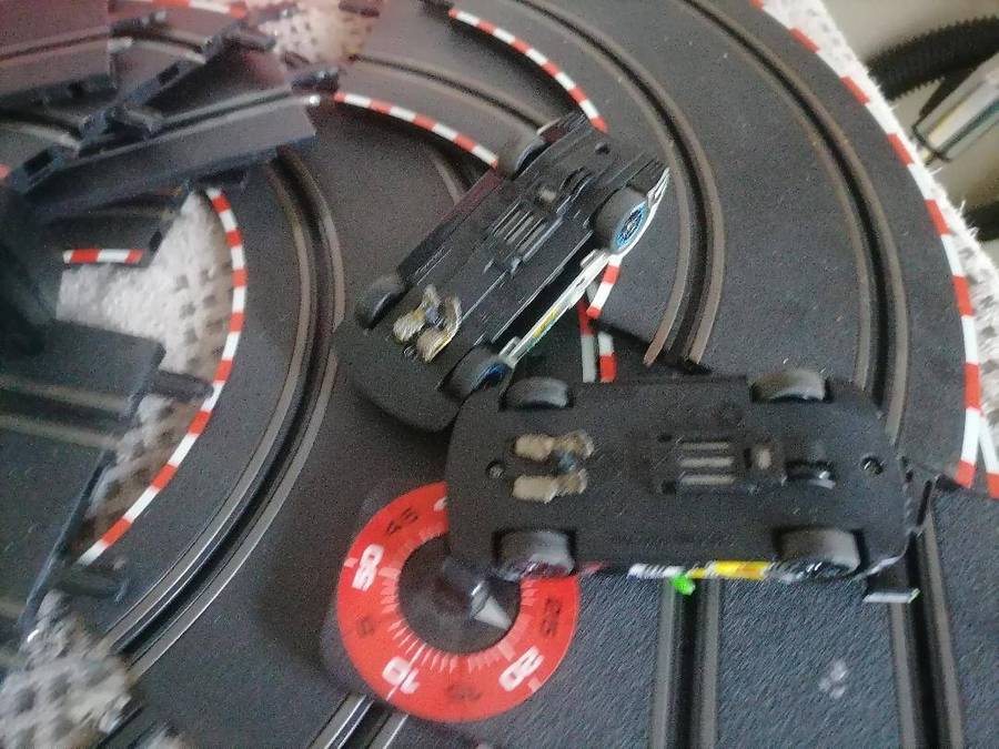 Lot of untested TV games, scale electric cars etc.