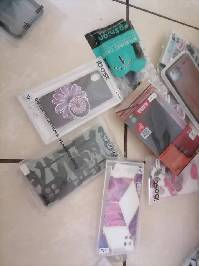 Lot of New Cellphone covers lot of +-50 New