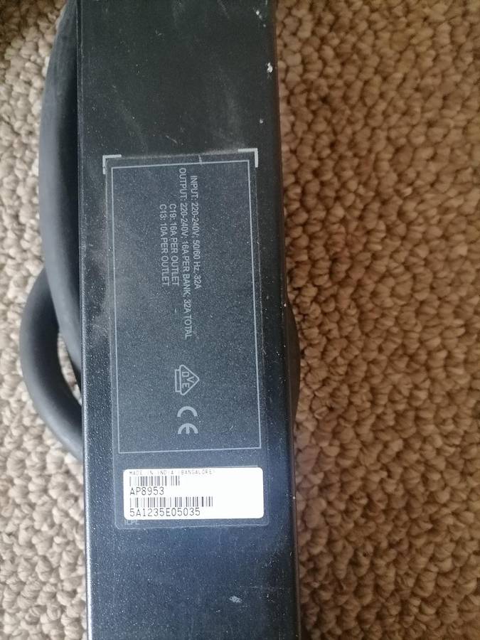 APC AP8953 PDU Rack