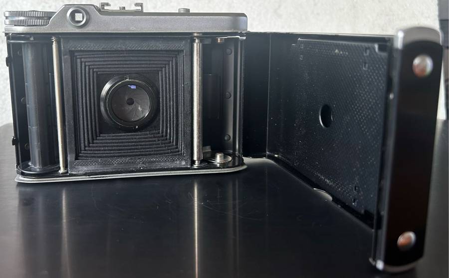 Voigtlander PERKIO Vintage Folding camera Color VASKAR 4.5/80 lens