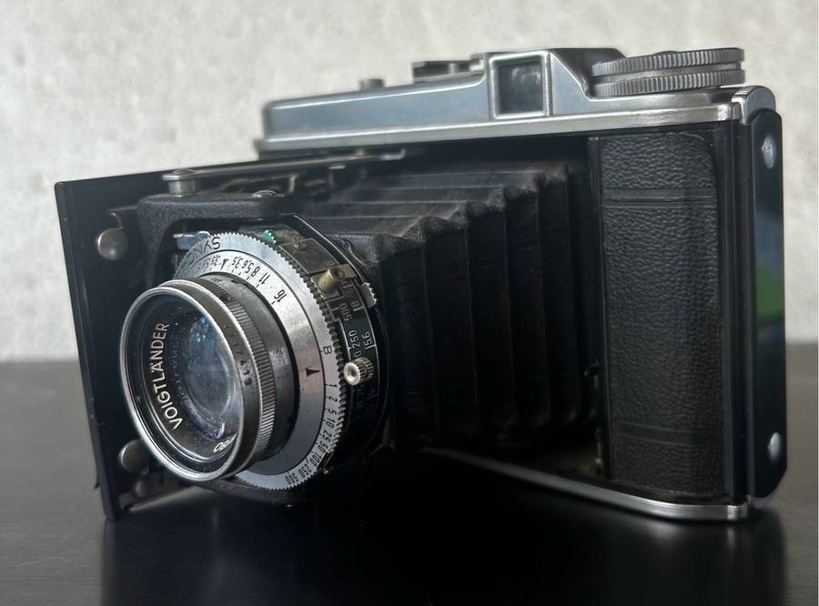 Voigtlander PERKIO Vintage Folding camera Color VASKAR 4.5/80 lens