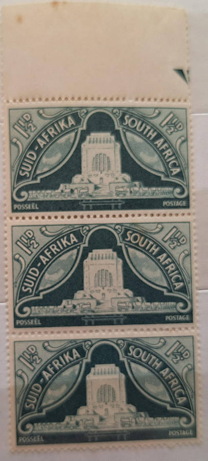 South Africa 1949 Inauguration of Voortrekker Monument  Unused Block of 3 1 1/2d Stamps