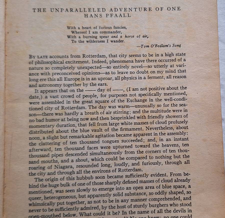 The Complete Tales and Poems of Edgar Allan Poe Paperback