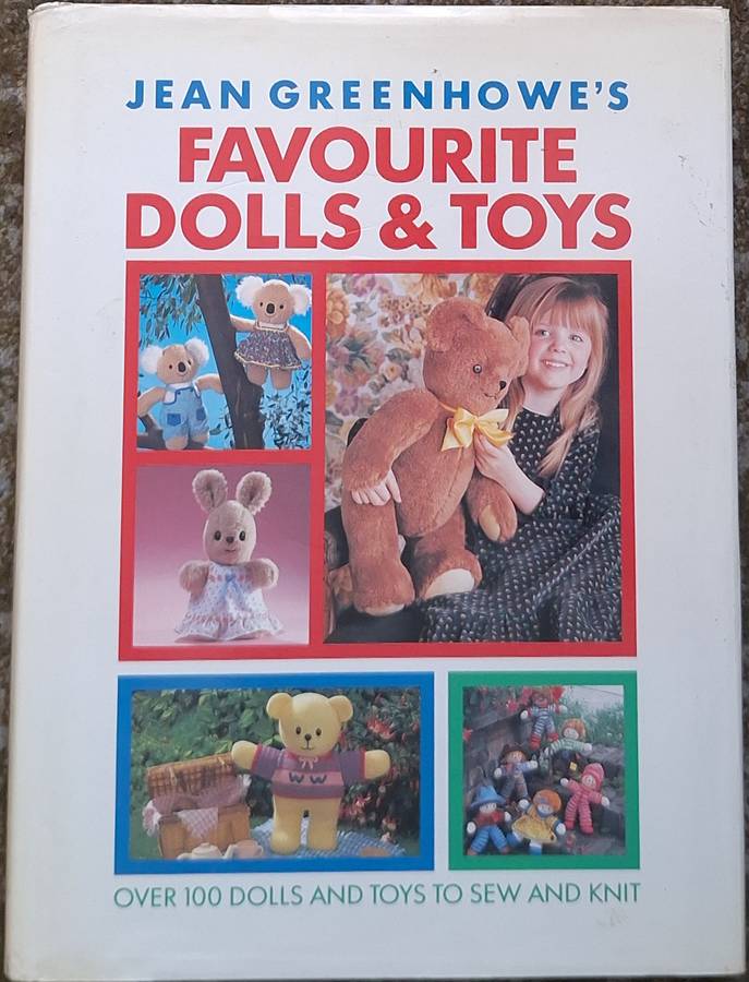 Favourite Dolls & Toys by Jean Greenhowe Hardcover