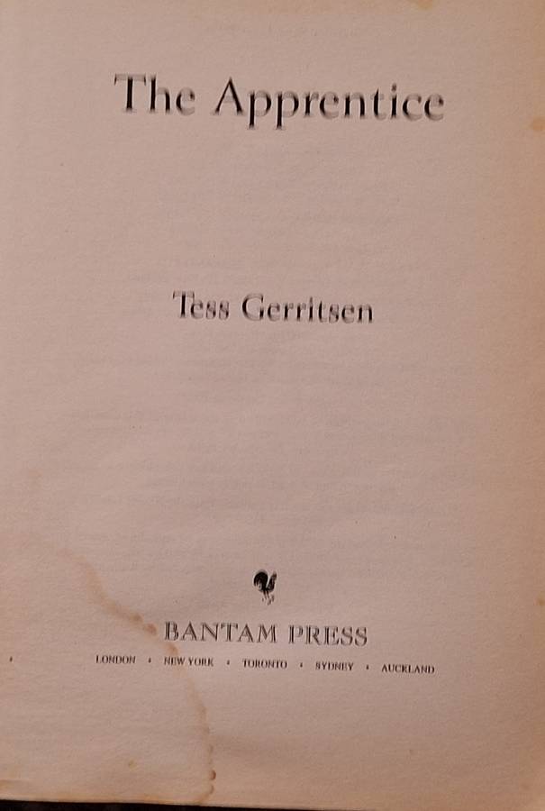The Apprentice by Tess Gerritsen Paperback