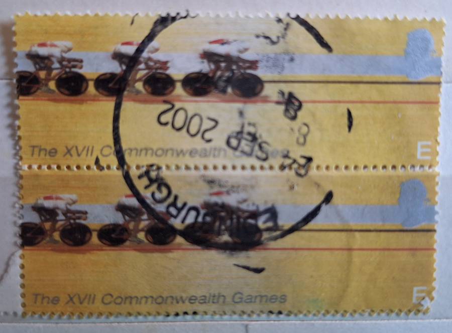 GB 2002 Commmonwealth Games Vertical Pair Used Stamps