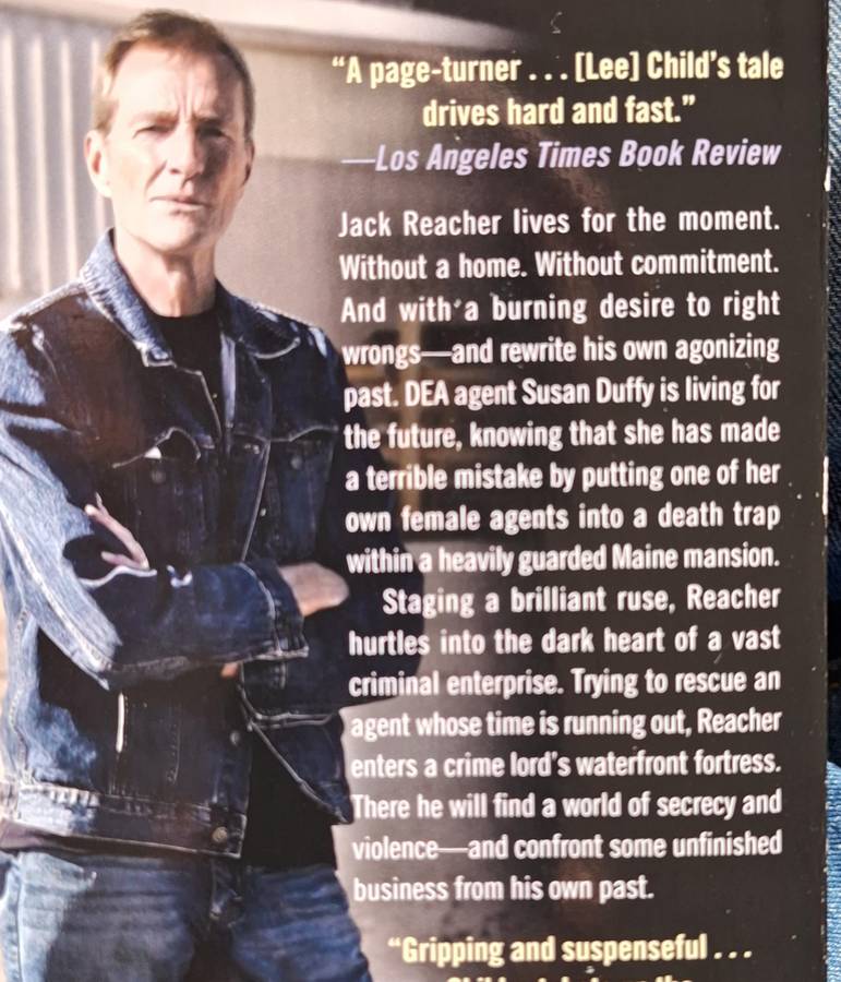 Persuader: A Jack Reacher Thriller by Lee Child Paperback