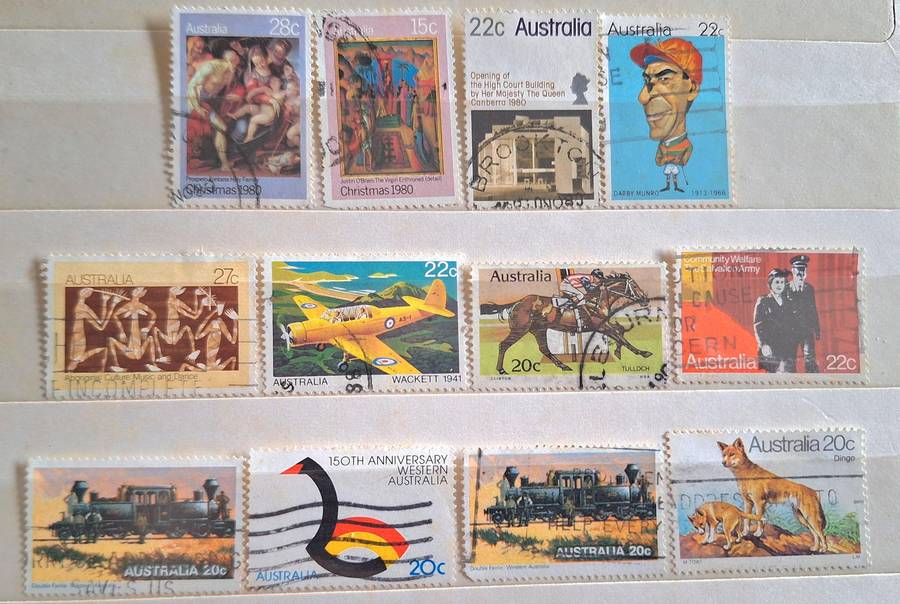 Australia Mixed Lot of 12 Used stamps