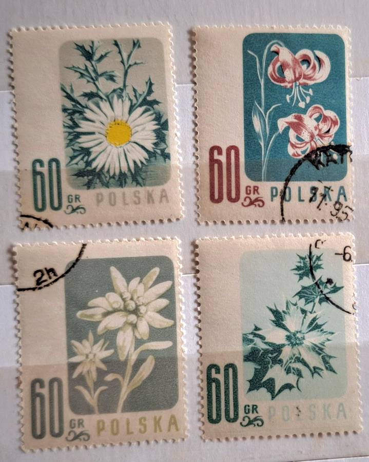 Poland 1957 Flowers 4 Cancelled Hinged stamps