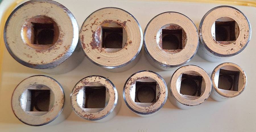 9 Sockets CR-MO Japan  1 1/4, 1 1/8, 1 1/16, 1", 13/16, 7/8, 25/32, 3/4, 19/32