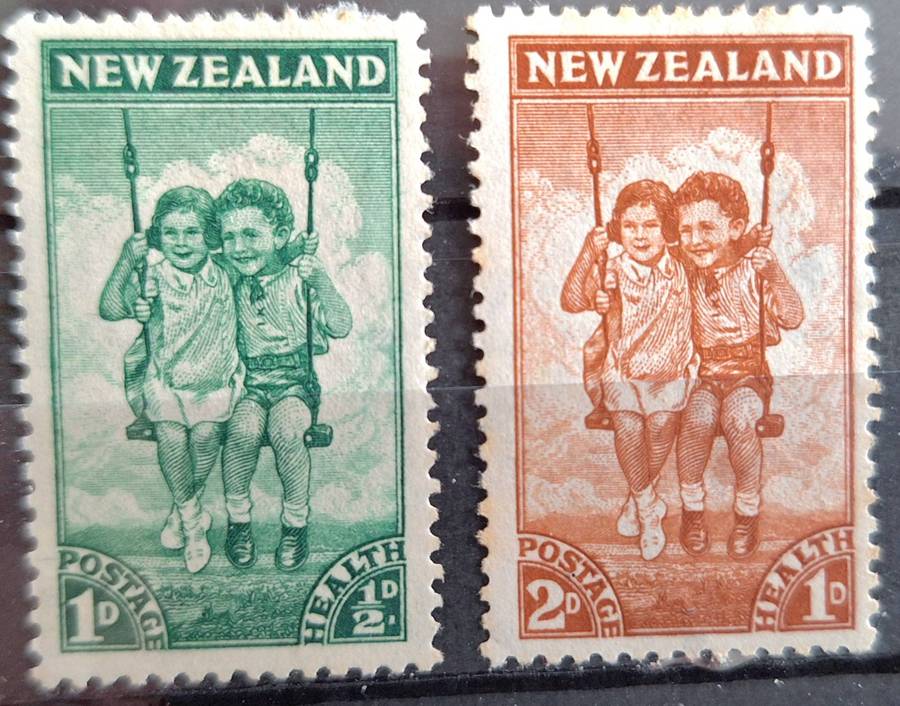 New Zealand 1942 Health Issue Set of 2 Unused Hinged stamps