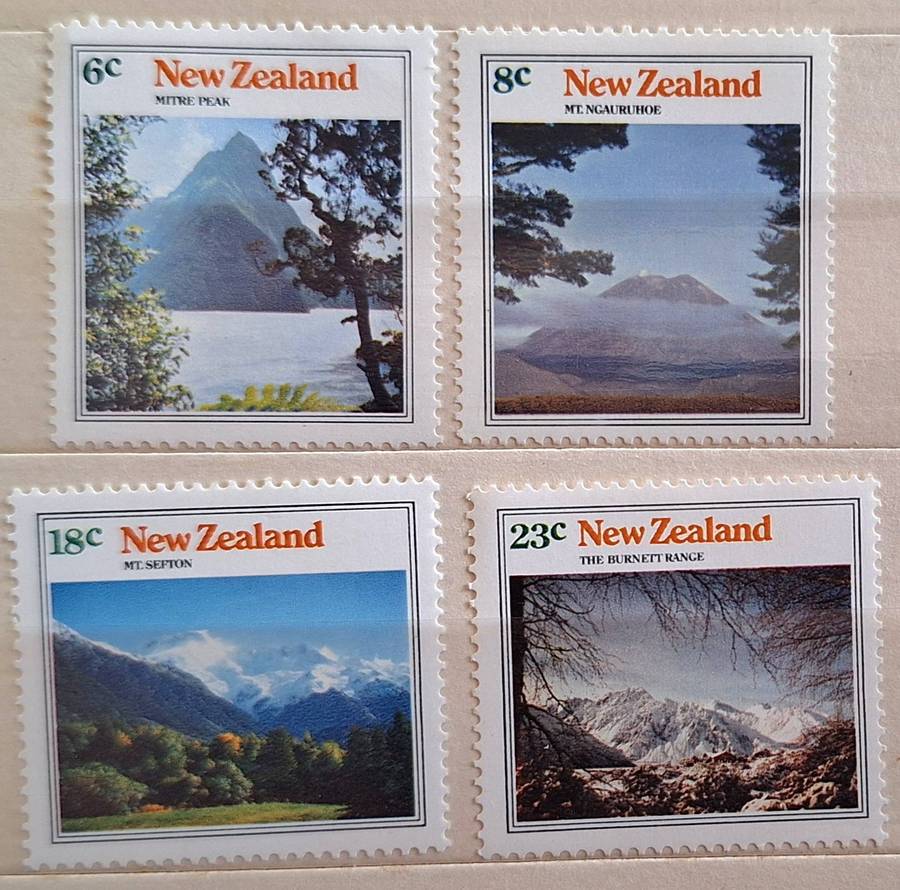 New Zealand 1973 Mountain Scenes Set of 4 Unused stamps