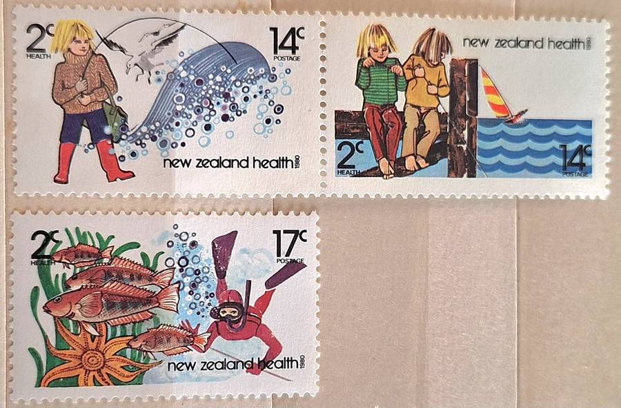 New Zealand 1990 Health Issue Set of 3 Mint Joined Pair and Single stamp