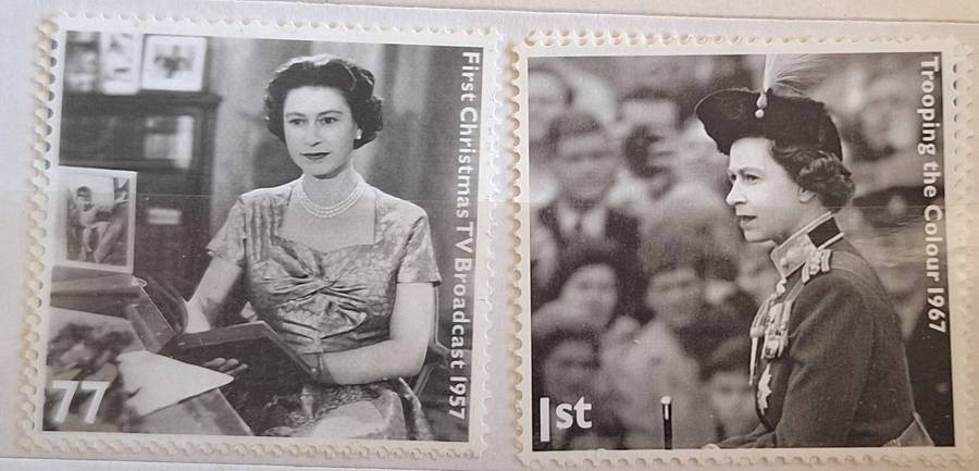 GB 2012 Queen's Jubilee 2 Mint stamps