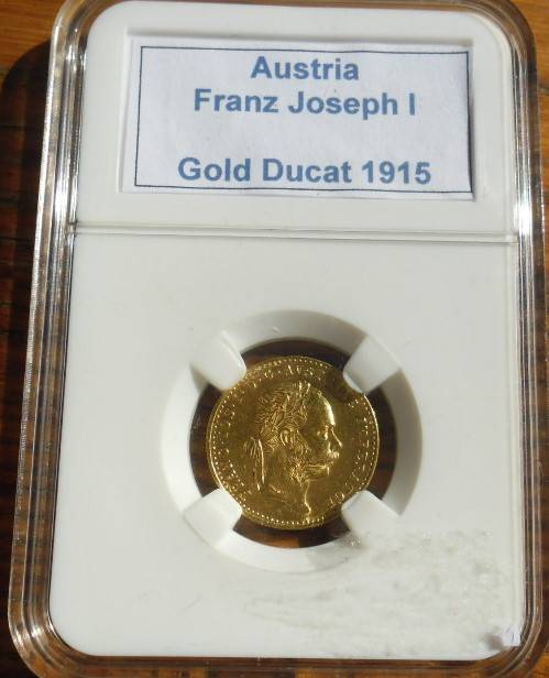 1915 GOLD AUSTRIAN FRANZ JOSEPH 1 DUCAT COIN. BOOK WEIGHT 3.45G IN CIR CONDITION