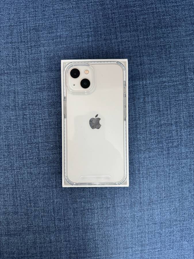 ***LOOK*** Apple iPhone 13 128GB Starlight - AS NEW!!