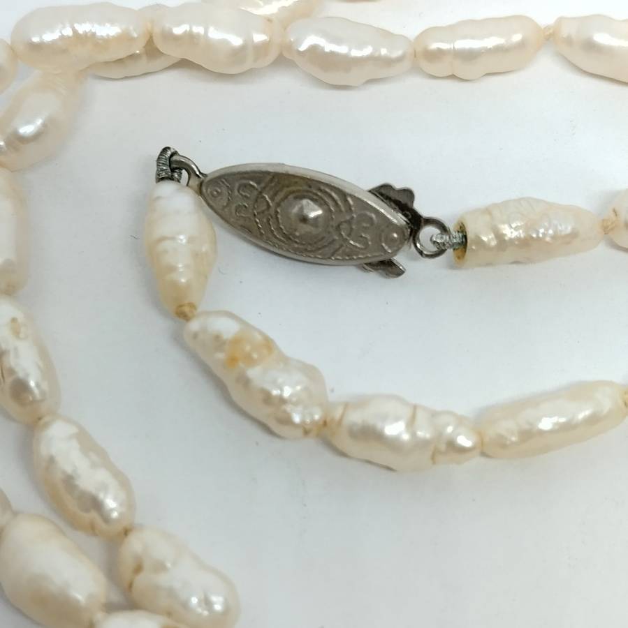 Vintage White Pearl Necklace with Pouch #F0076