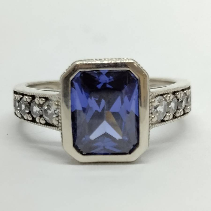 Sterling Silver Dress Ring with Amethyst Main Stone  #S0053