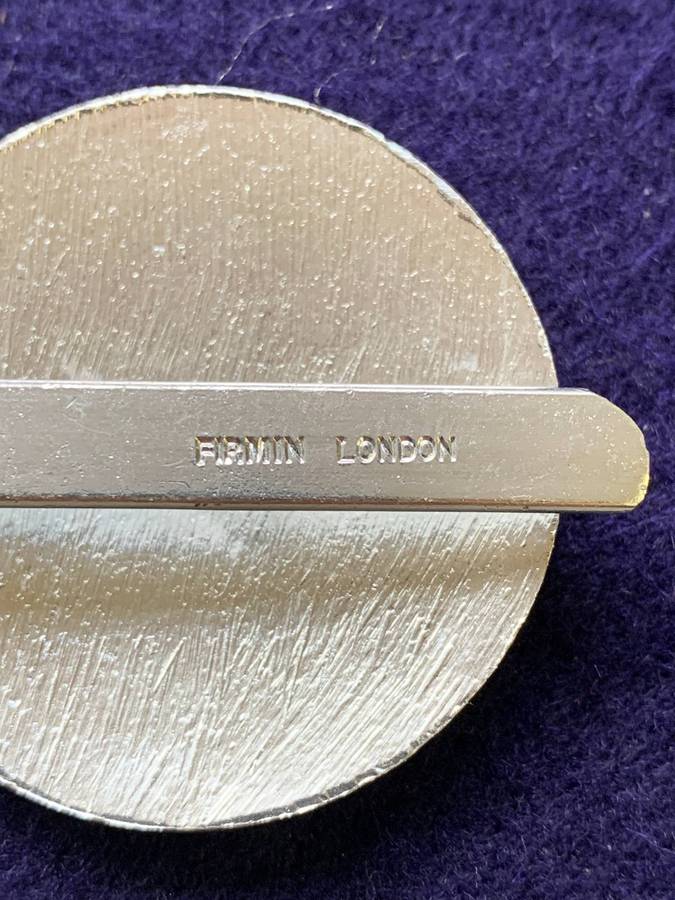 Mauritius Police Cap Badge QC - FIRMIN LONDON