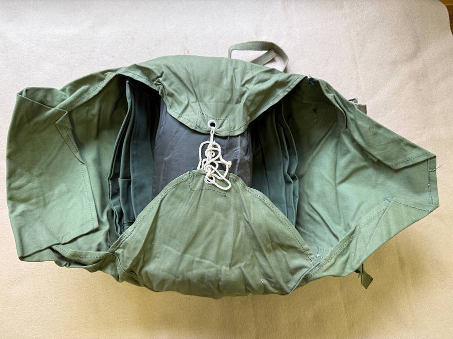 Rhodesian P/Pattern 69 Bed Roll Cover Complete with Rubberised Poncho and S/Bag (MINT/As New)