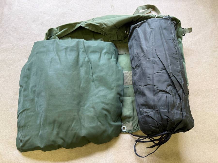 Rhodesian P/Pattern 69 Bed Roll Cover Complete with Rubberised Poncho and S/Bag (MINT/As New)