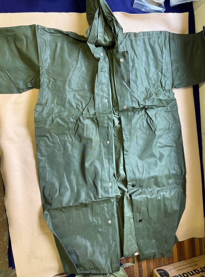 Rhodesian P/Pattern 69 Bed Roll Cover Complete with Rubberised Poncho and S/Bag (MINT/As New)