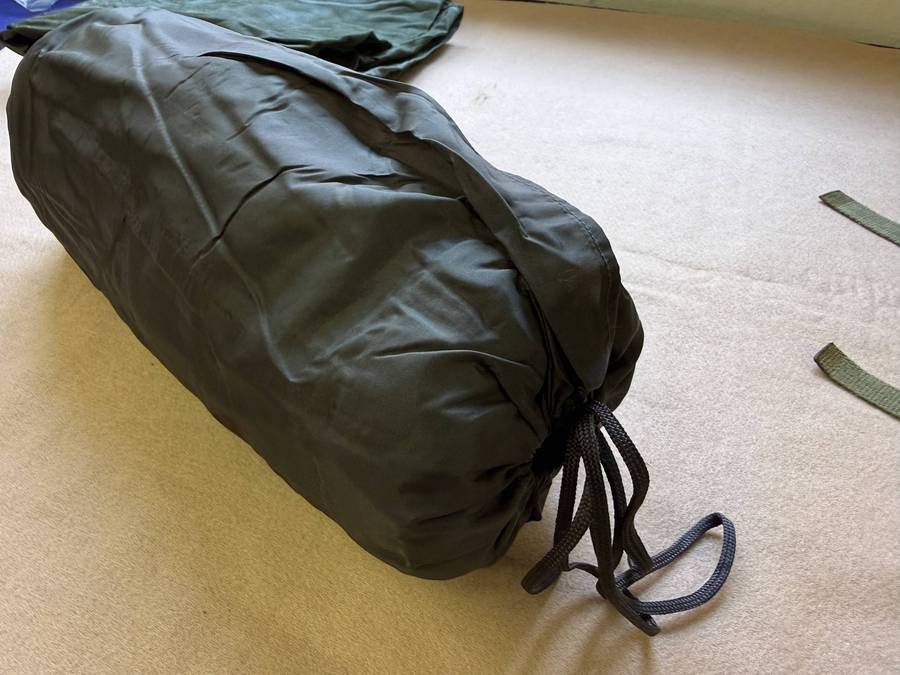 Rhodesian P/Pattern 69 Bed Roll Cover Complete with Rubberised Poncho and S/Bag (MINT/As New)