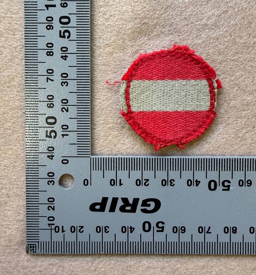 Rhodesia INTAF - WARRANT OFFICER Wrist Rank backing felt