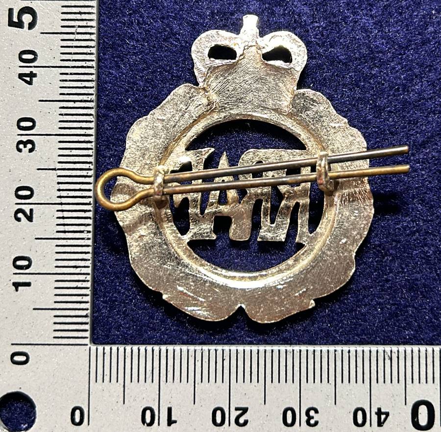Rhodesian Air Force - QC RRAF ANNODISED CAP BADGES
