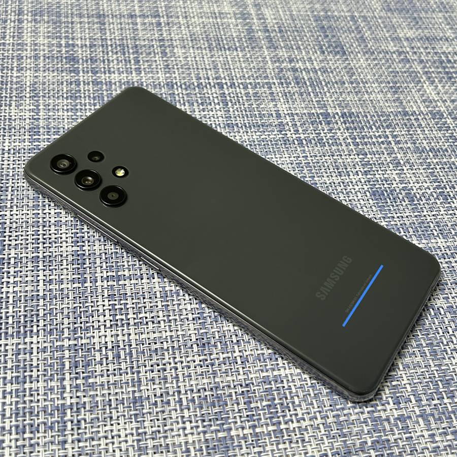 Samsung Galaxy A32 | Awesome Black | 128GB | Dual Sim (1 Month Warranty)