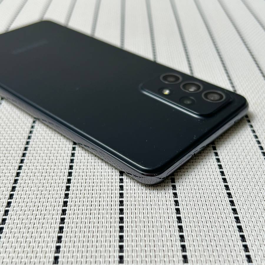 Samsung Galaxy A52s 5G | Awesome Black | 128GB (1 Month Warranty)