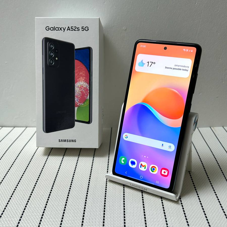 Samsung Galaxy A52s 5G | Awesome Black | 128GB (1 Month Warranty)